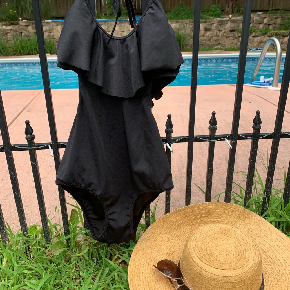 New Victoria Secret black one piece monokini swim